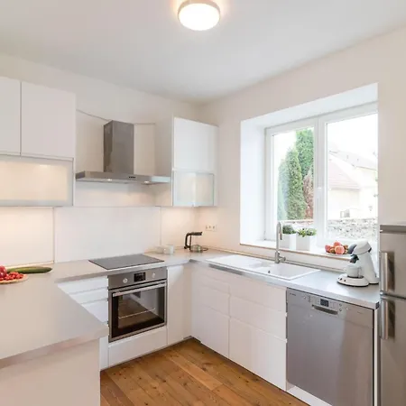 Semesterbostad Gartenhaus Land-idylle In Der Stadt