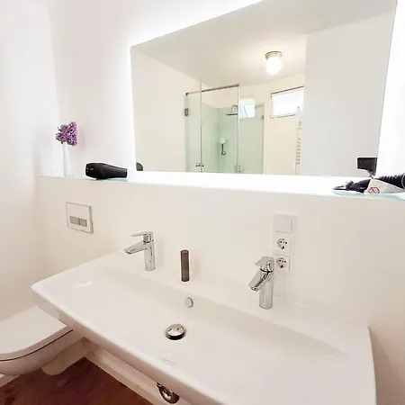 Gartenhaus Land-idylle In Der Stadt *